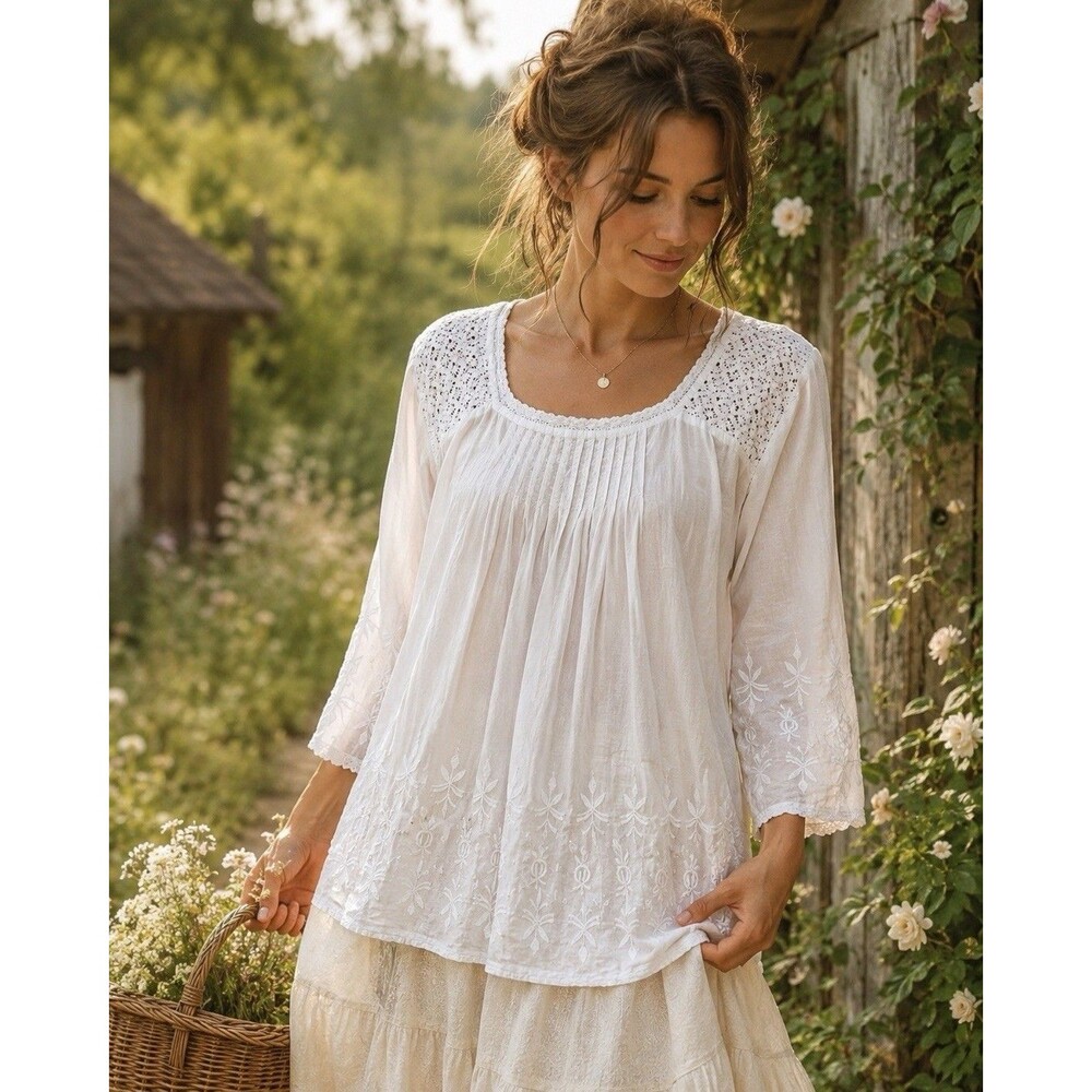 Gap Crisp White Cotton Pesant Top Embroidered Pleated Boho Size Medium